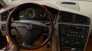 Volvo XC70 polskie menu w liczniku