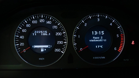 Volvo V70 (2007-2011) polskie menu w wyświetlaczu i liczniku Volvo V70 (2007-2011) polskie menu w wyświetlaczu i liczniku