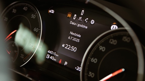 BENTLEY BENTAYGA - polskie menu, polski lektor, zmiana regionu BENTLEY BENTAYGA - polskie menu, polski lektor, zmiana regionu