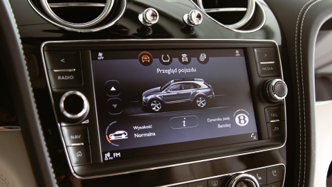 BENTLEY BENTAYGA - polskie menu, polski lektor, zmiana regionu BENTLEY BENTAYGA - polskie menu, polski lektor, zmiana regionu