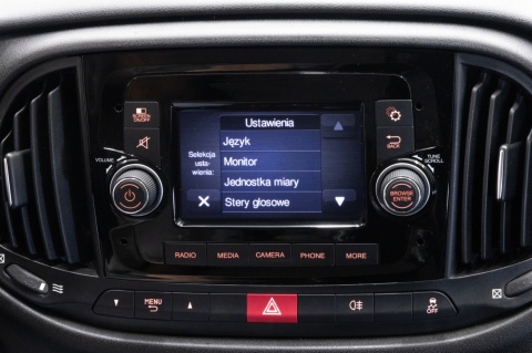 Dodge Ram Promaster City polskie menu, zmiana regionu