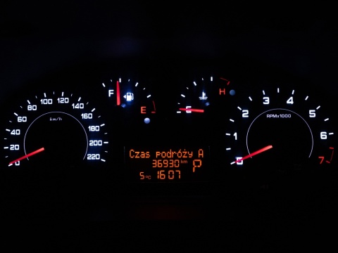 Dodge Ram Promaster City polskie menu, zmiana regionu