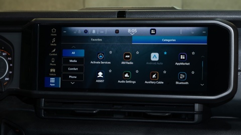 JEEP WRANGLER UCONNECT 5 HARMAN BECKER 12.3" polskie menu, polski lektor, zmiana regionu JEEP WRANGLER UCONNECT 5 HARMAN BECKER 12.3" polskie menu, polski lektor, zmiana regionu