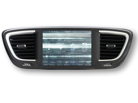 Naprawa / serwis Uconnect Panasonic 8,4” montowanego w Chrysler Pacifica (2017-2021)