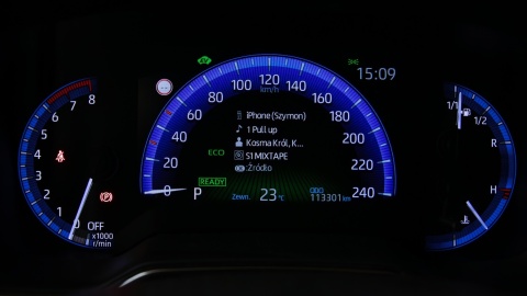 Aktywacja CarPlay / Android Auto Toyota Corolla RAV4 bez wymiany Aktywacja CarPlay / Android Auto Toyota Corolla RAV4 bez wymiany