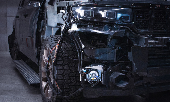 Kompleksowa adaptacja Jeep Grand Wagoneer z USA do standardów europejskich – nasz najnowszy projekt zakończony sukcesem!