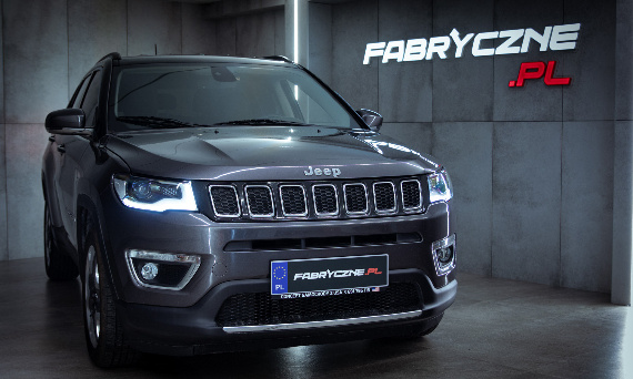 Polskie menu w Jeep Compass z systemem Continental VP2 8.4