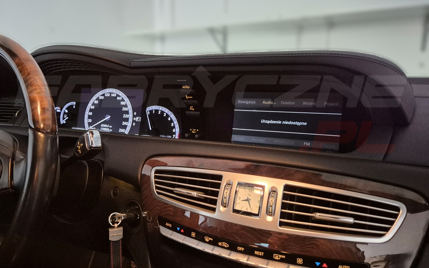 Mercedes-Benz W221 C216 Harman/Kardon Logic7 - brak dźwięku? Szybka naprawa nie stanowi problemu!