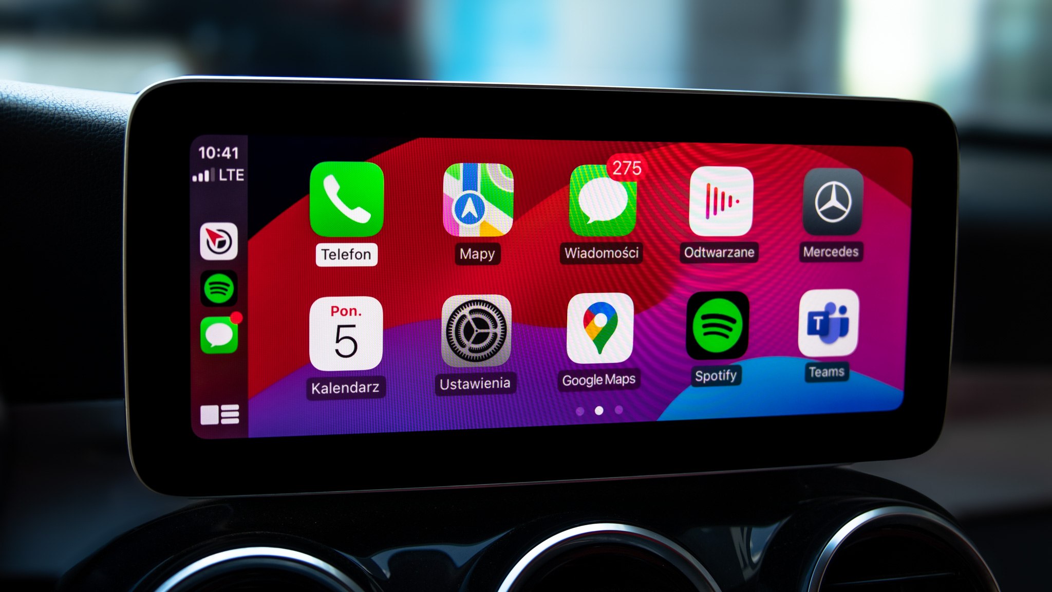 Interfejs CarPlay Mercedes C220