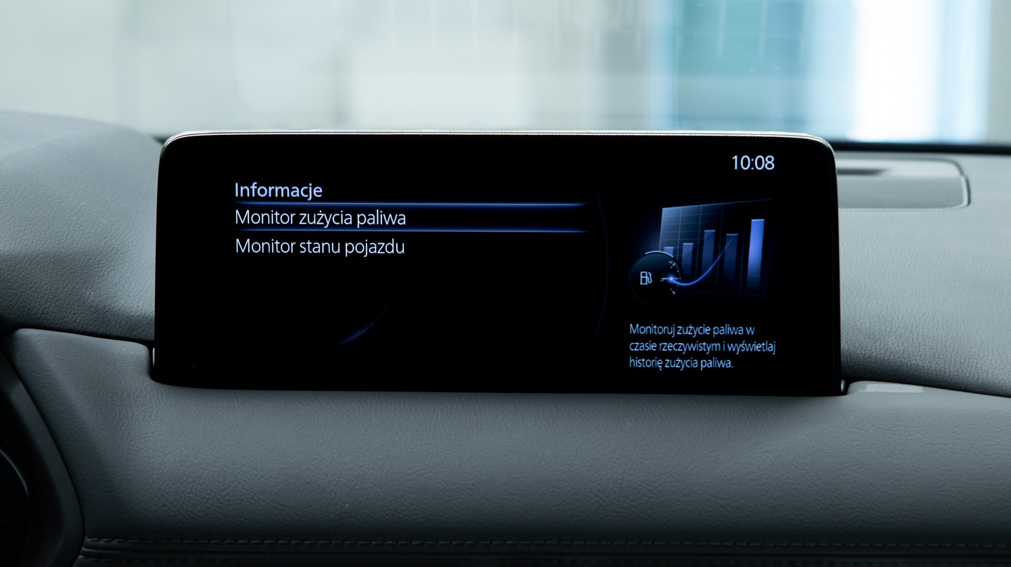 mazda monitor zużycia paliwa