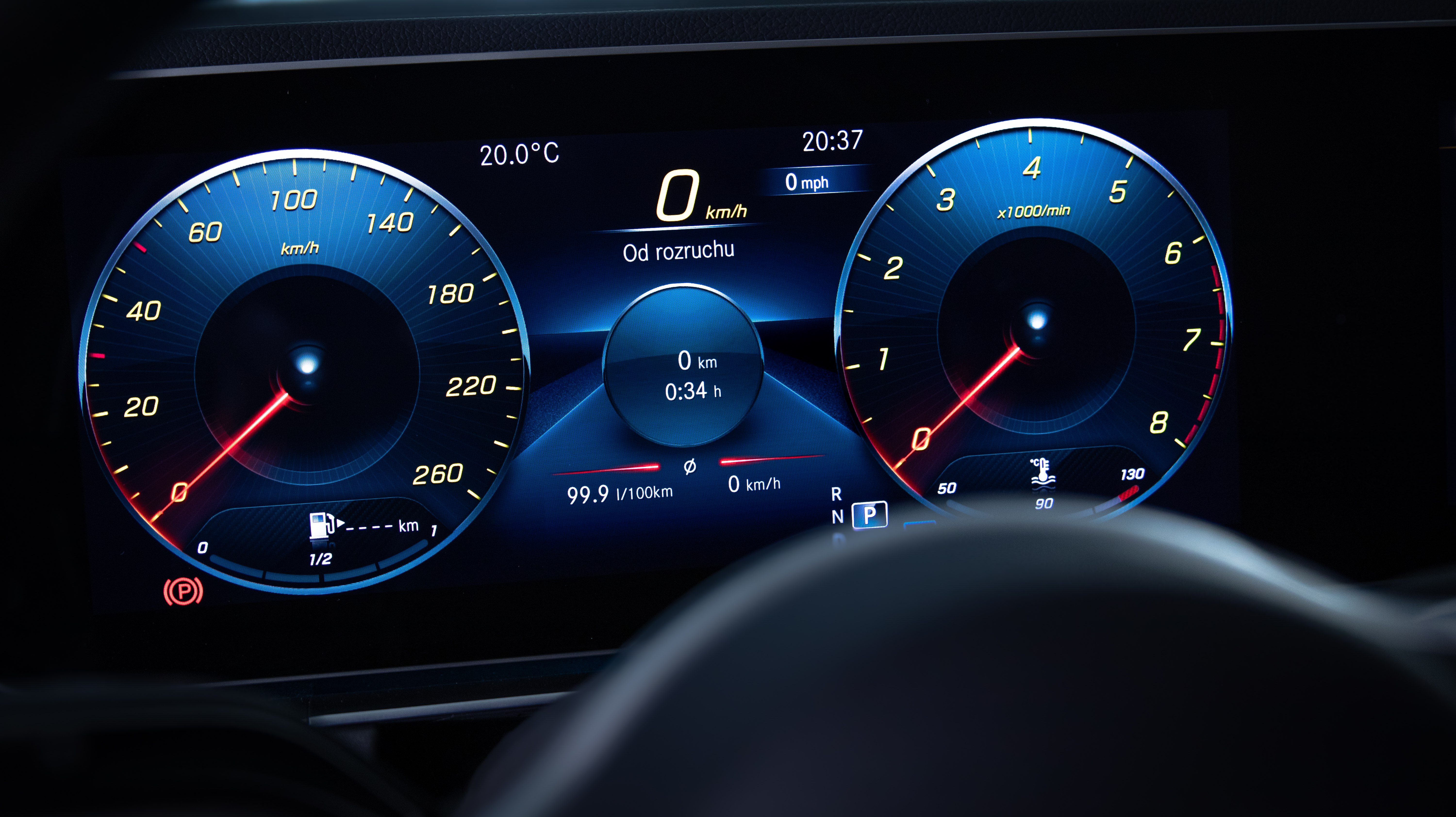 Mercedes zdjęcie limitu prędkości