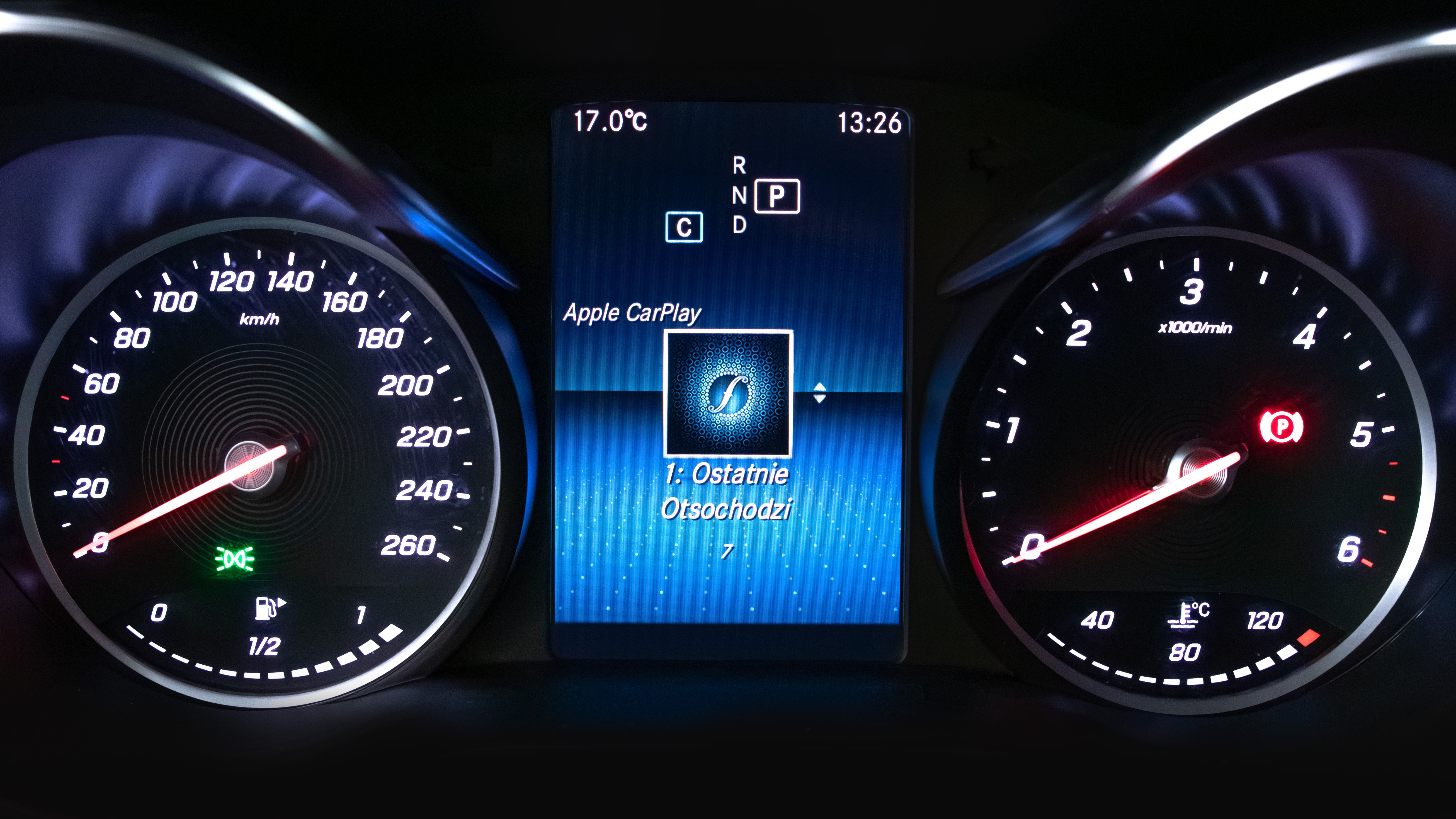 mercedes android auto, carplay, nawigacja