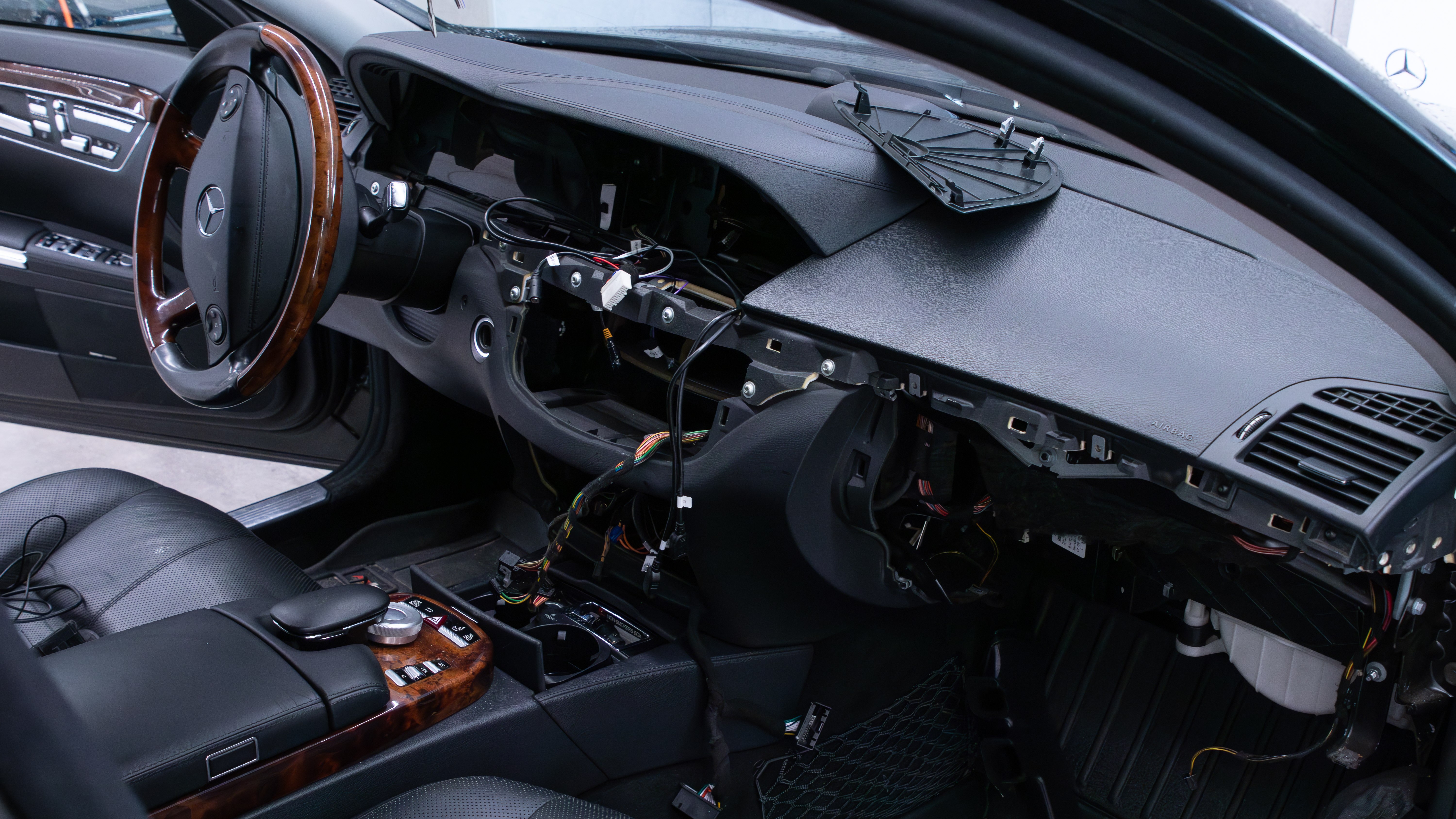 mercedes radio z androidem