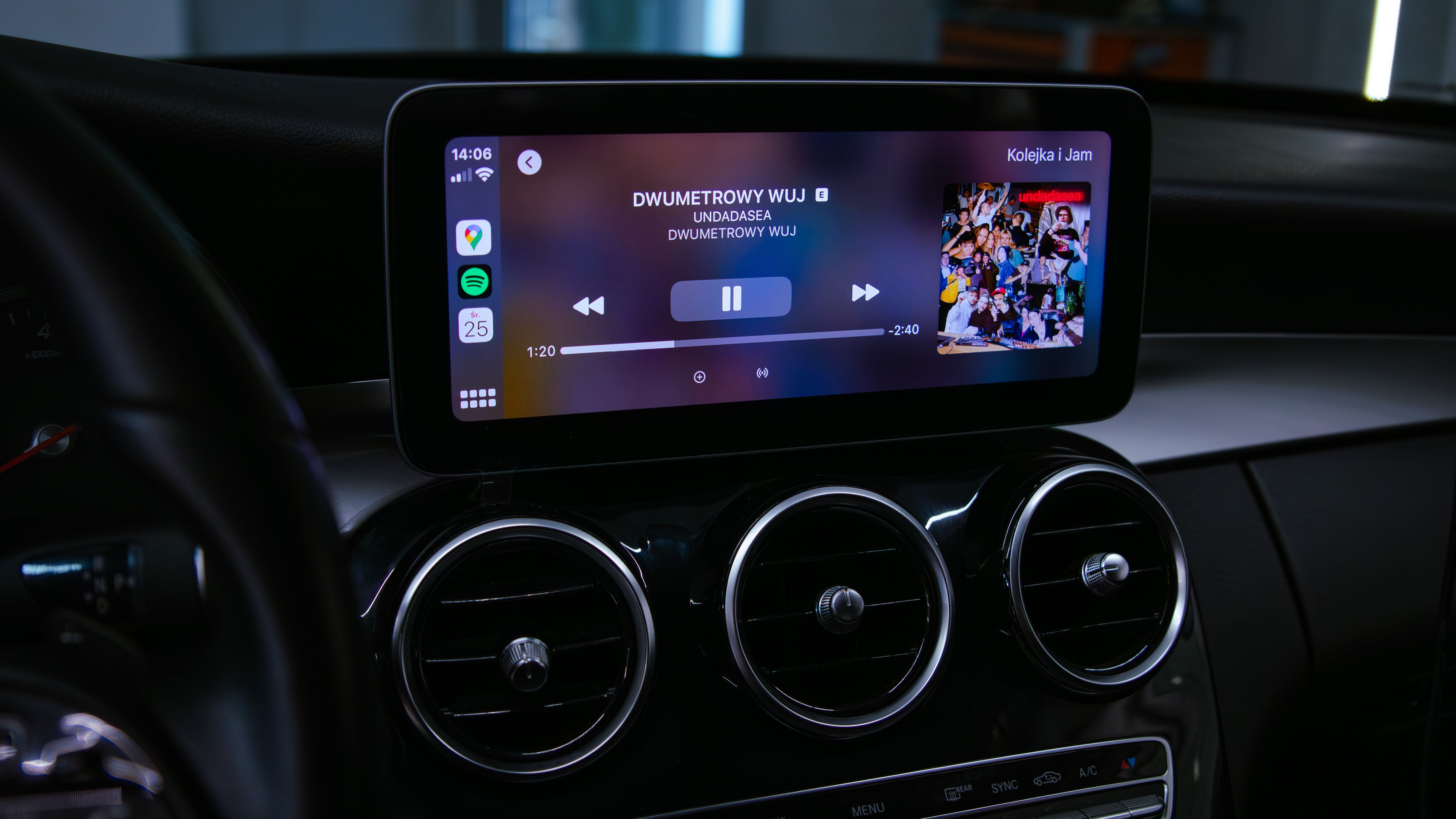 aktywacja carplay mercedes