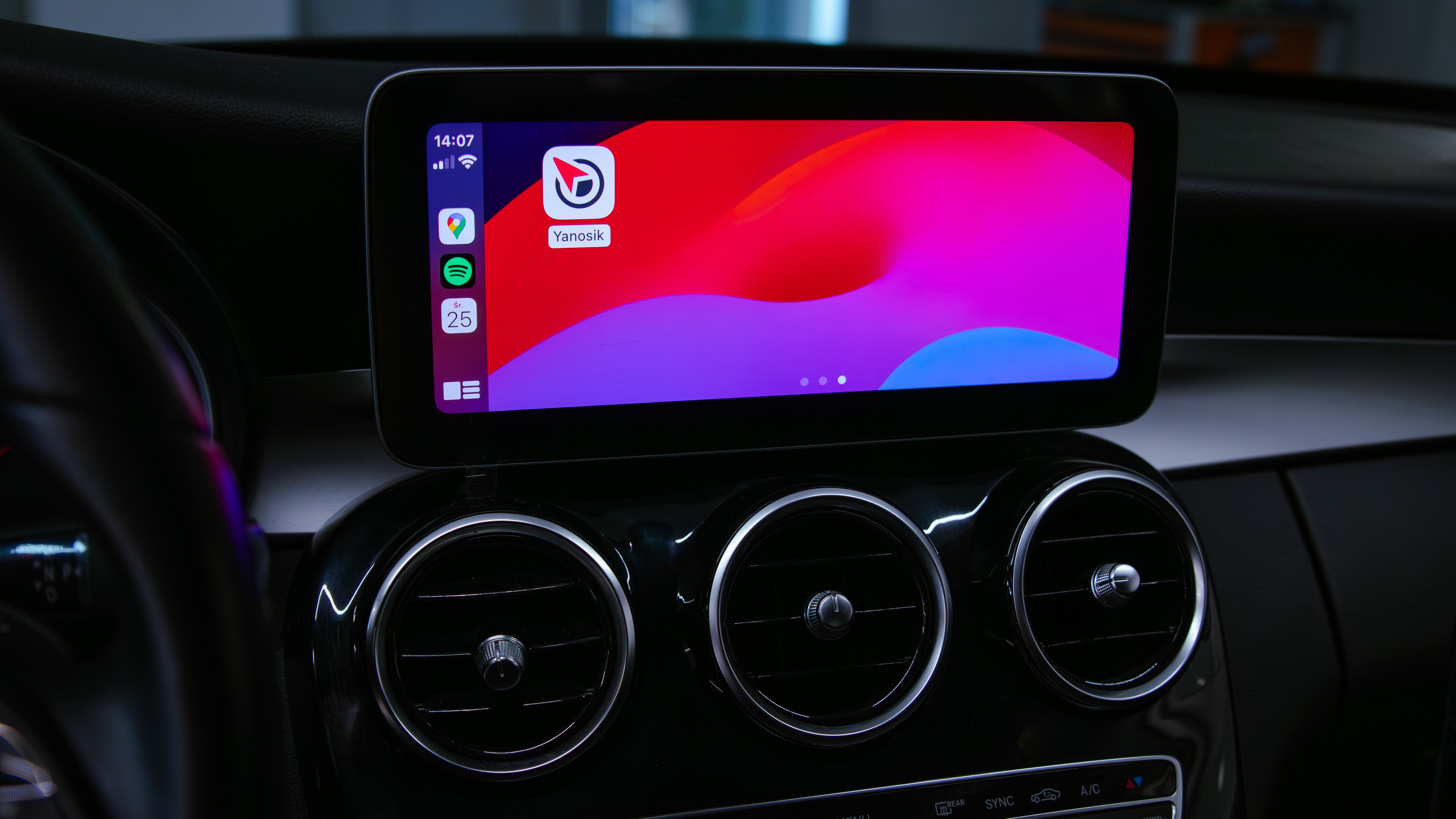 aktywacja carplay mercedes